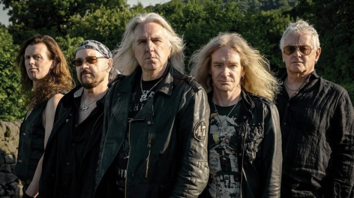 Saxon Cancela Turn Na Am Rica Latina E Presen A No Monsters Of Rock