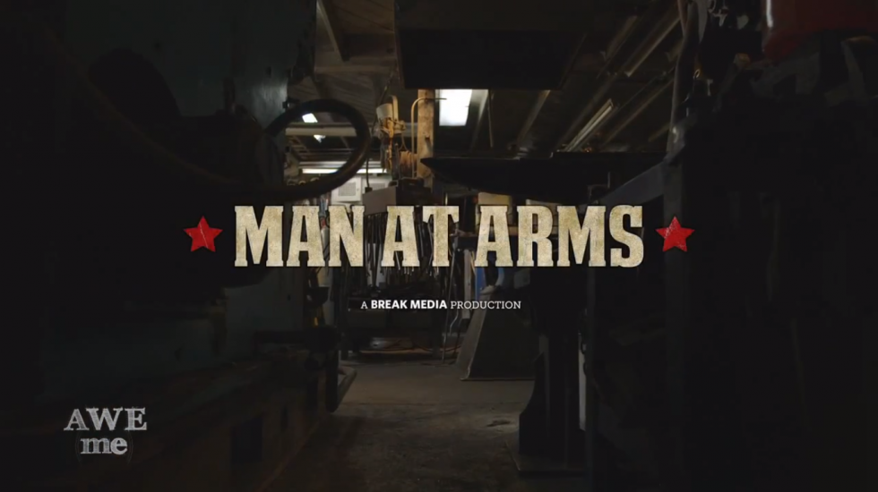 Man at Arms: o grupo de ferreiros que forja réplicas das mais incríveis armas da ficção!