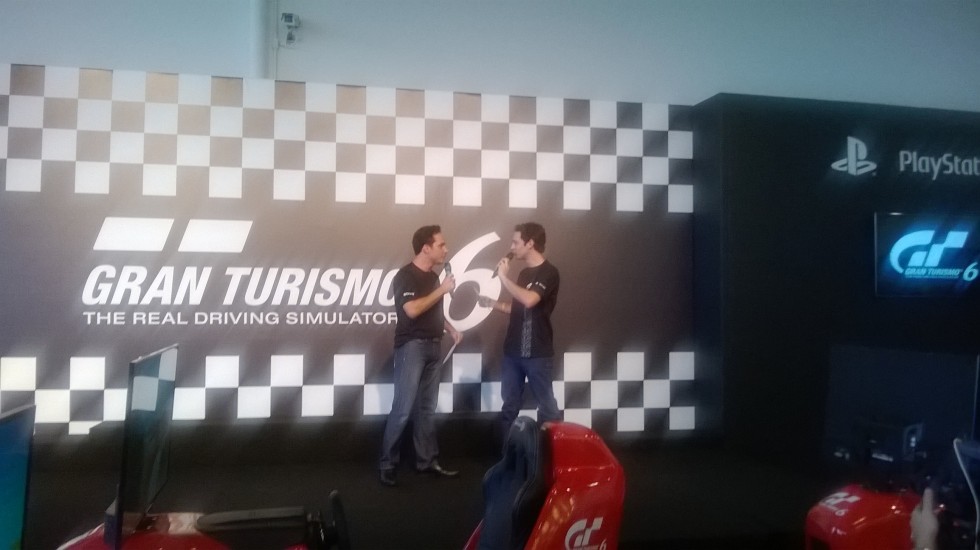 Gran Turismo 6 é lançado com festa no Autódromo Velo Cittá