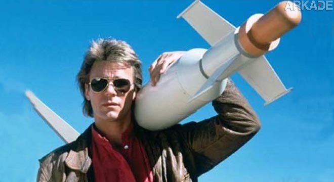 MacGyver está voltando com seus clipes, improvisos e mullets direto no seu celular