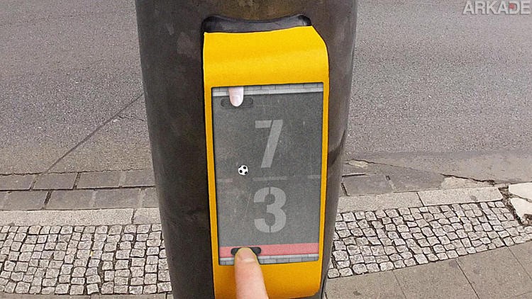 ActiWait: Jogar Pong com outra pessoa enquanto espera o semáforo abrir? Isso já é possível!