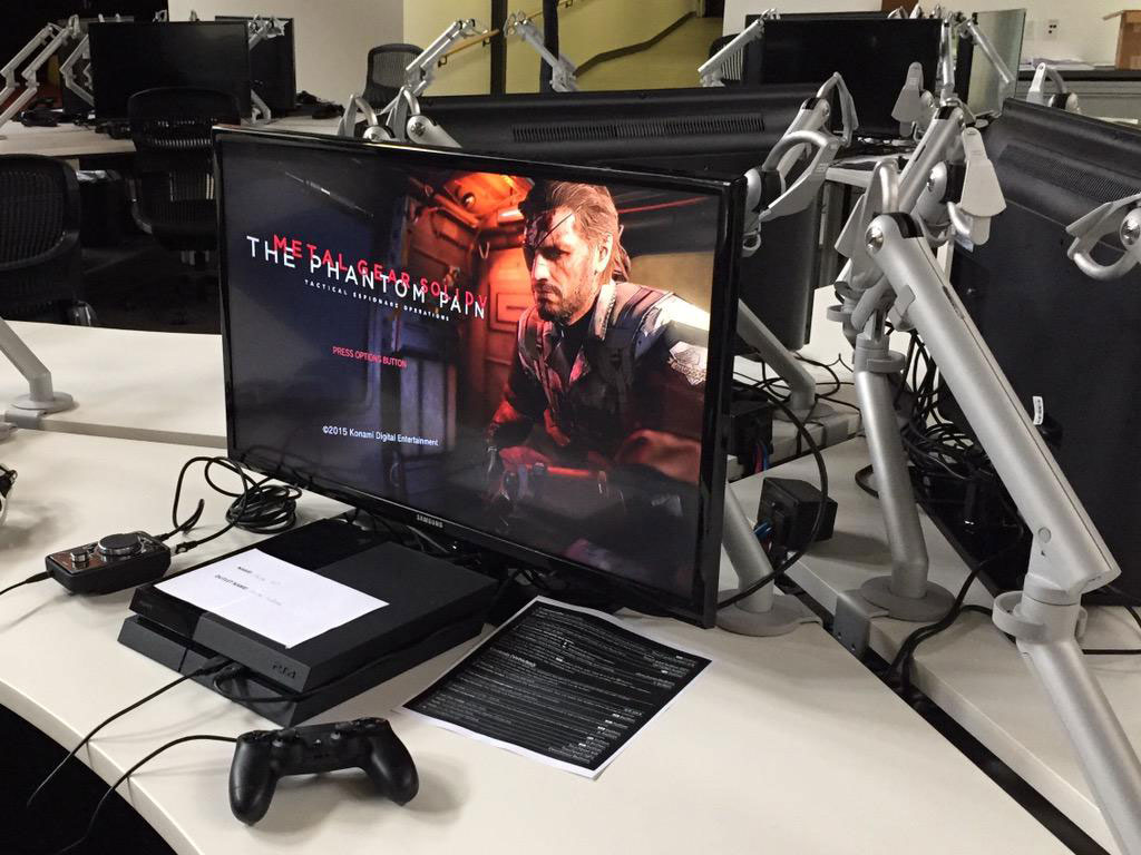 Já tem uns felizardos jogando Metal Gear Solid V: The Phantom Pain e sendo engolidos pelo vício