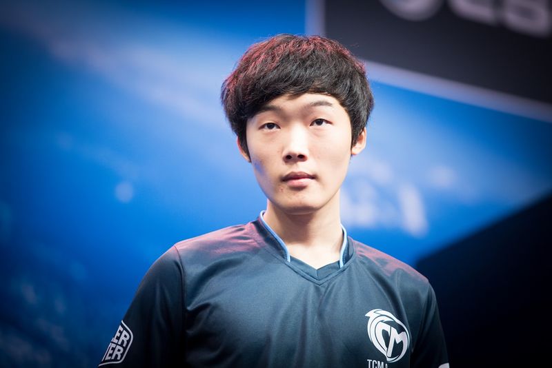 Escândalo no e-sport sul-coreano envolvendo combinações de resultados levam doze para a cadeia
