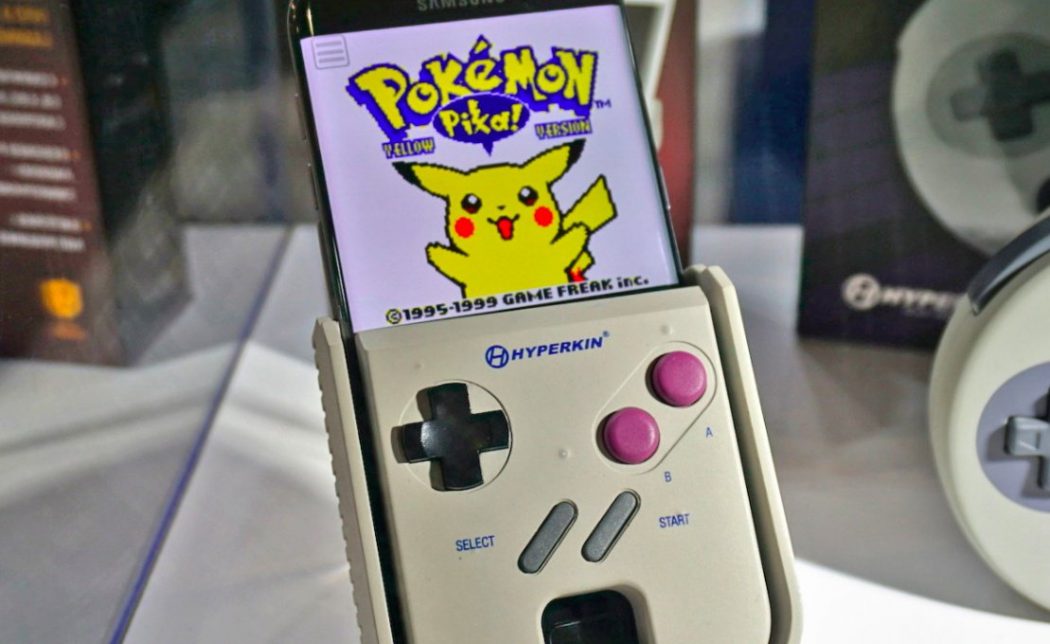 O Smartboy, que transforma seu smartphone em um Game Boy, será lançado neste ano