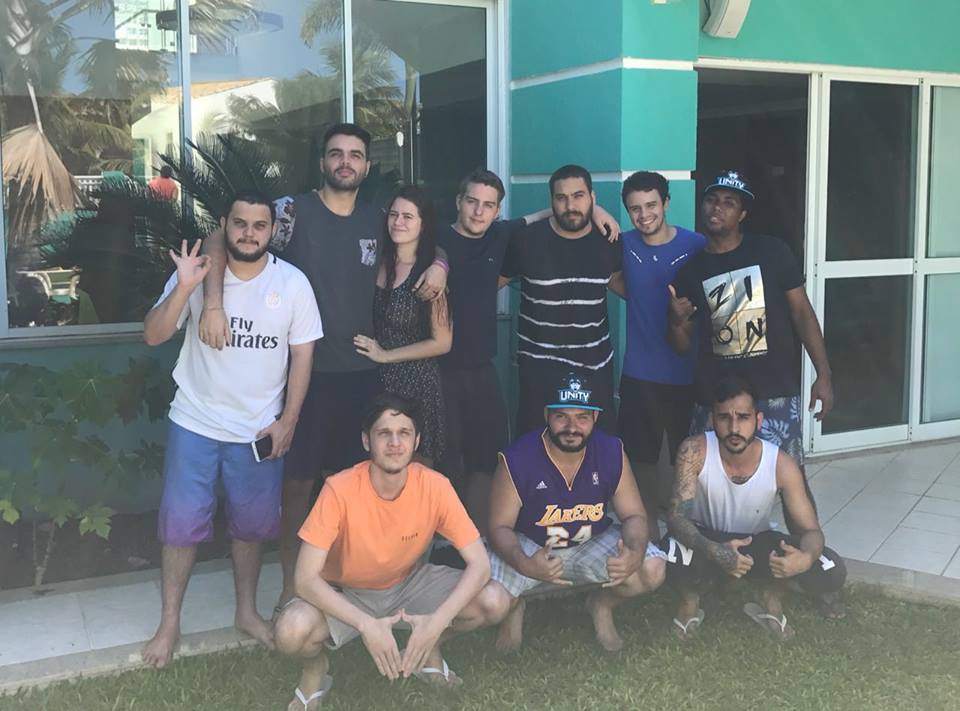 Unity tem sua Gaming House invadida por criminosos, 15 pessoas são feitas reféns