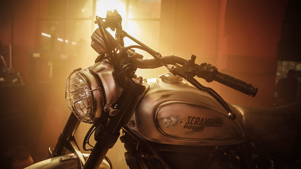 A Playstation italiana irá sortear uma Ducati Scrambler para quem comprar Days Gone por lá