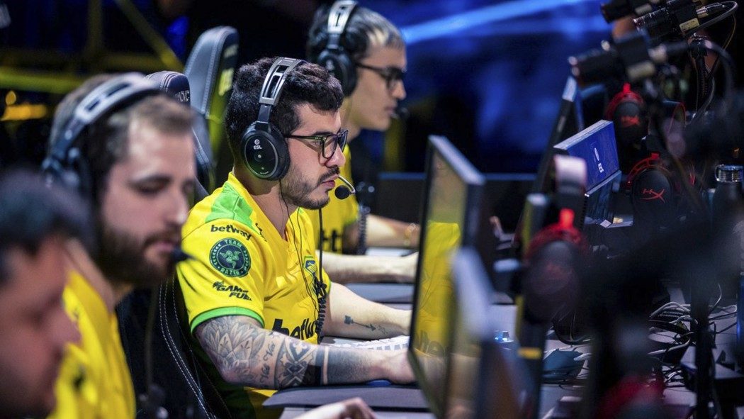 CS:GO - MIBR vence eUnited e avança para final da 4ª semana da ECS