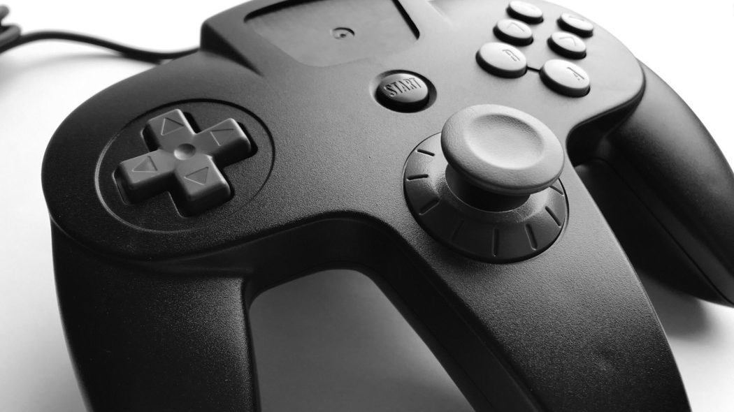 Colecionador encontrou protótipo de controle do Nintendo 64