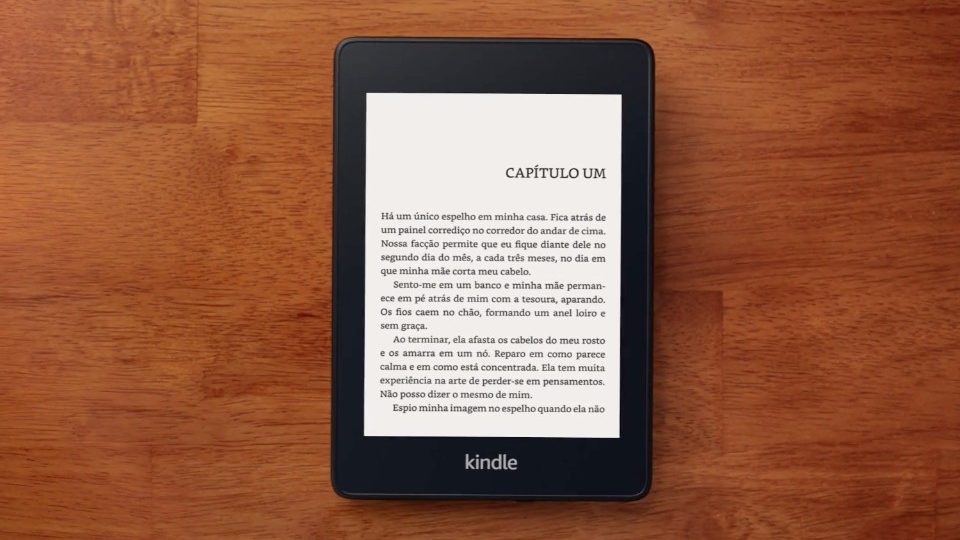 Testamos o novo Kindle Paperwhite, o básico com recursos de top de linha