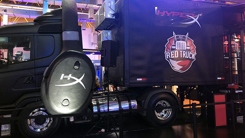 RED Canids e seu caminhão: uma "velha nova" maneira de buscar talentos e promover o eSport pelo Brasil