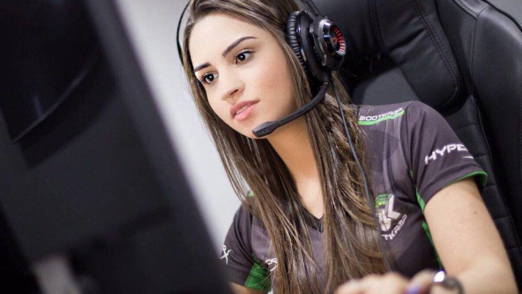 Tribuna Arkade: ex-jogadora de Counter-Strike é condenada a 116 anos de prisão por estelionato