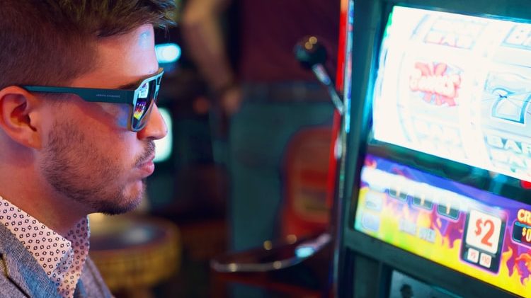 Por que os jogos de slot são tão populares?
