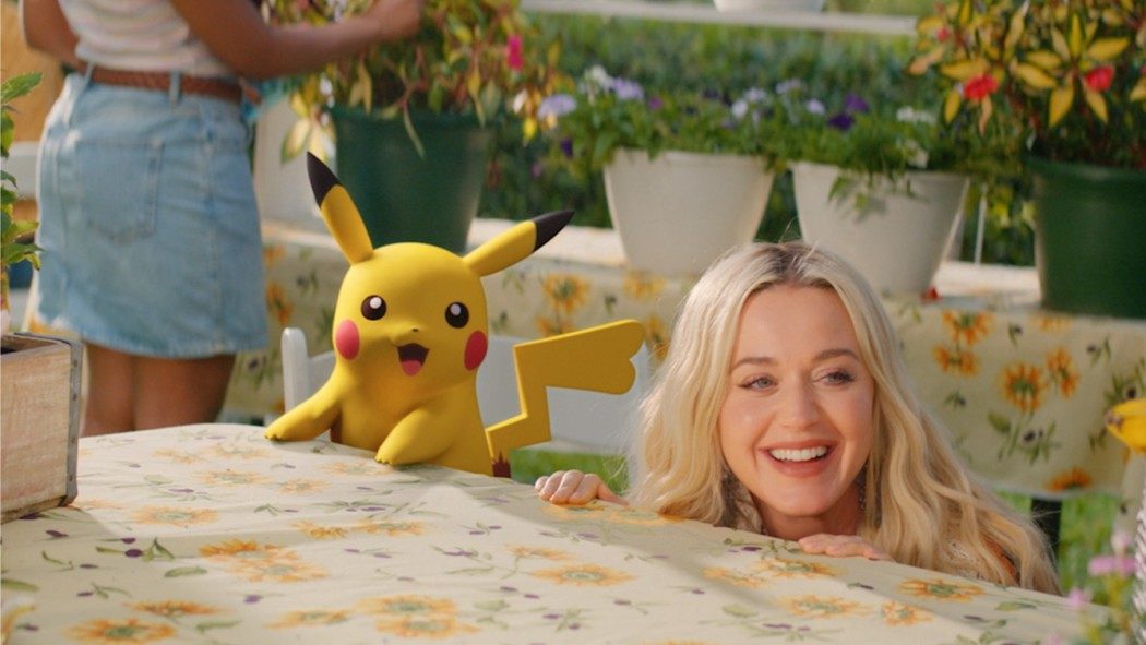 Katy Perry (e Pikachu) lançam clipe musical para celebrar os 25 anos de Pokémon