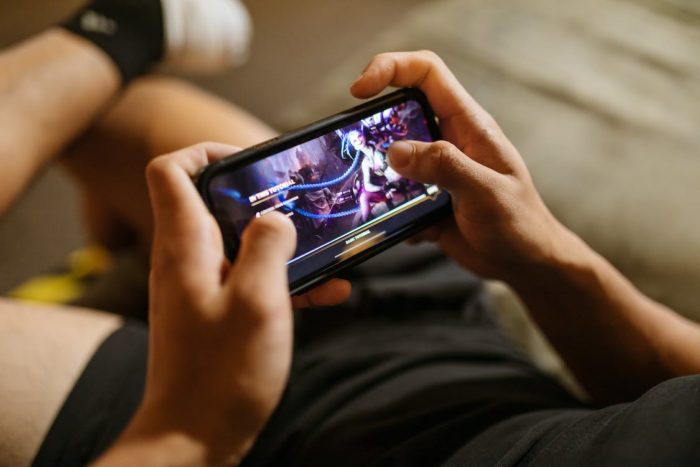 Descubra seis jogos de celular incríveis para se divertir