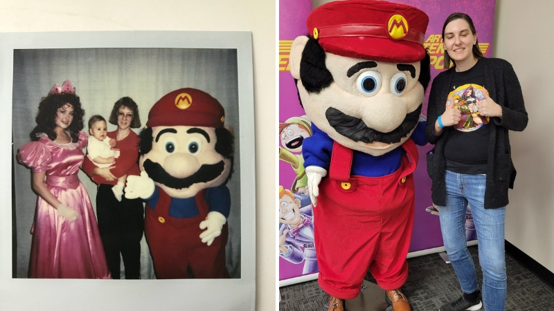 Mulher que tirou foto com o boneco do Mario nos anos 80 repete a foto, 34 anos depois