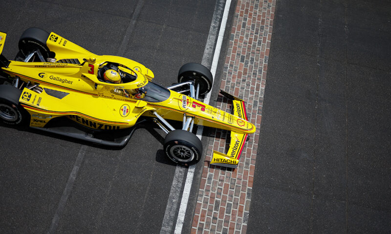Penske larga na frente na Indy 500 de 2024. Castroneves sai em  20º e Pietro Fittipaldi larga em  30º