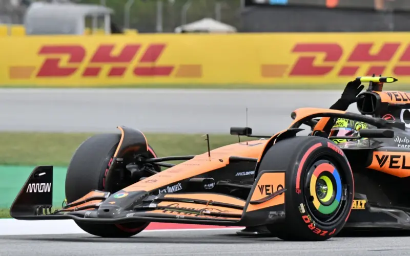 Fórmula 1 - Lando Norris faz "volta perfeita" e é pole na Espanha