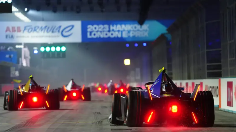 Formula E chega para a sua rodada final com sete pilotos com chances de título