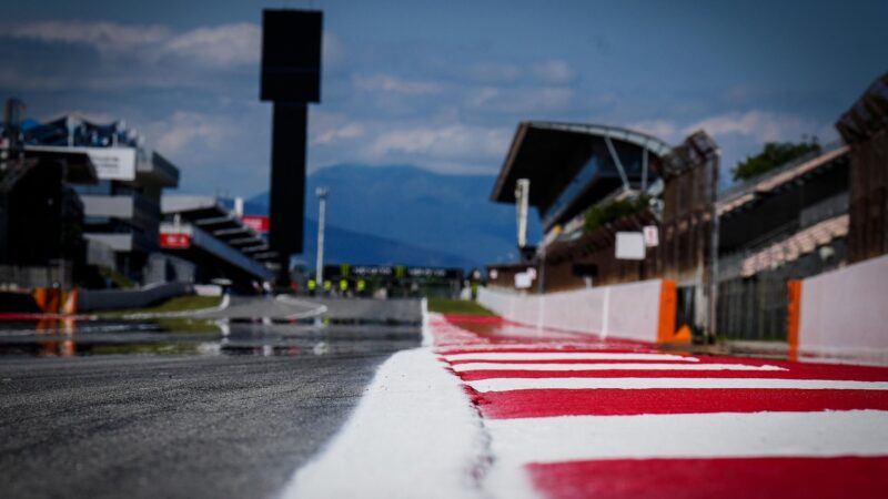 Após fortes chuvas em Valencia, MotoGP muda a etapa final da temporada para Barcelona