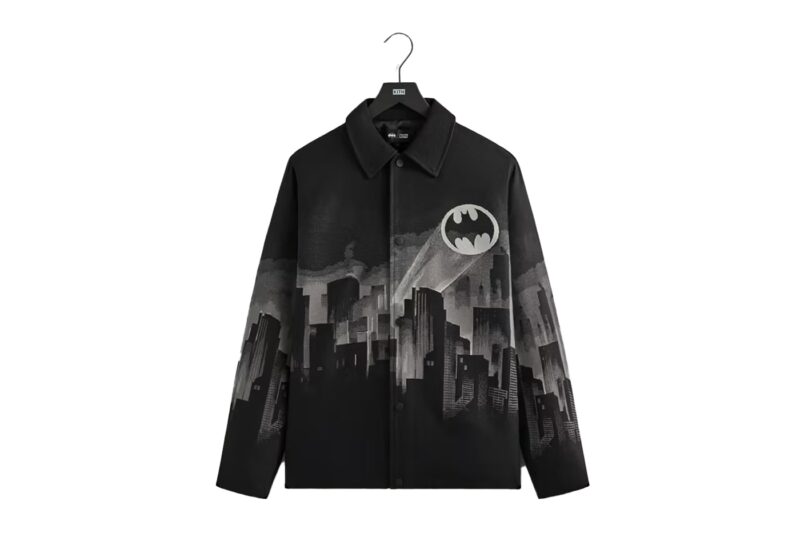 A Kith presta homenagem ao Batman com uma coleção de roupas, acessórios e itens do Homem-Morcego