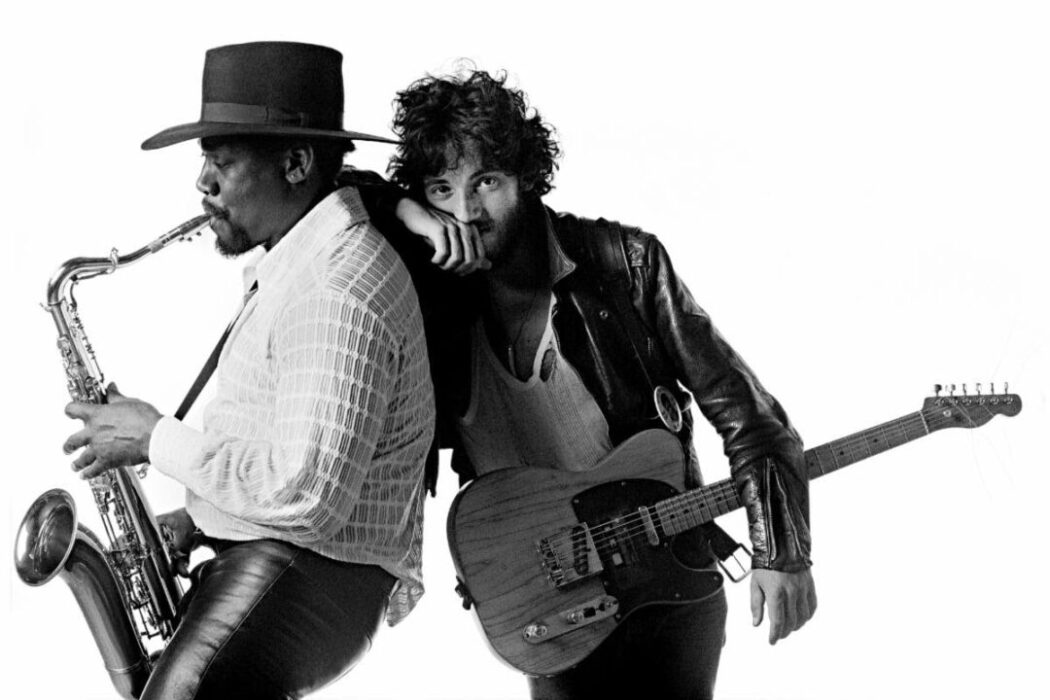 Bruce Springsteen comemora 50 anos de Born to Run com lançamento da inédita Lonely Night in the Park