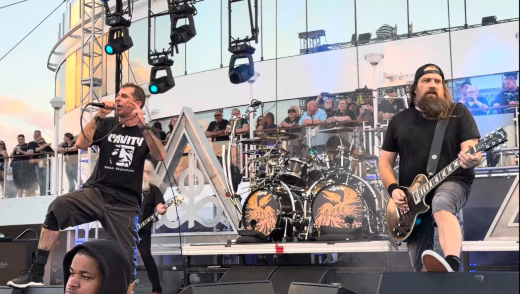 Lamb of God apresenta cover de "Children of the Grave" do Black Sabbath no Headbangers Boat 2025