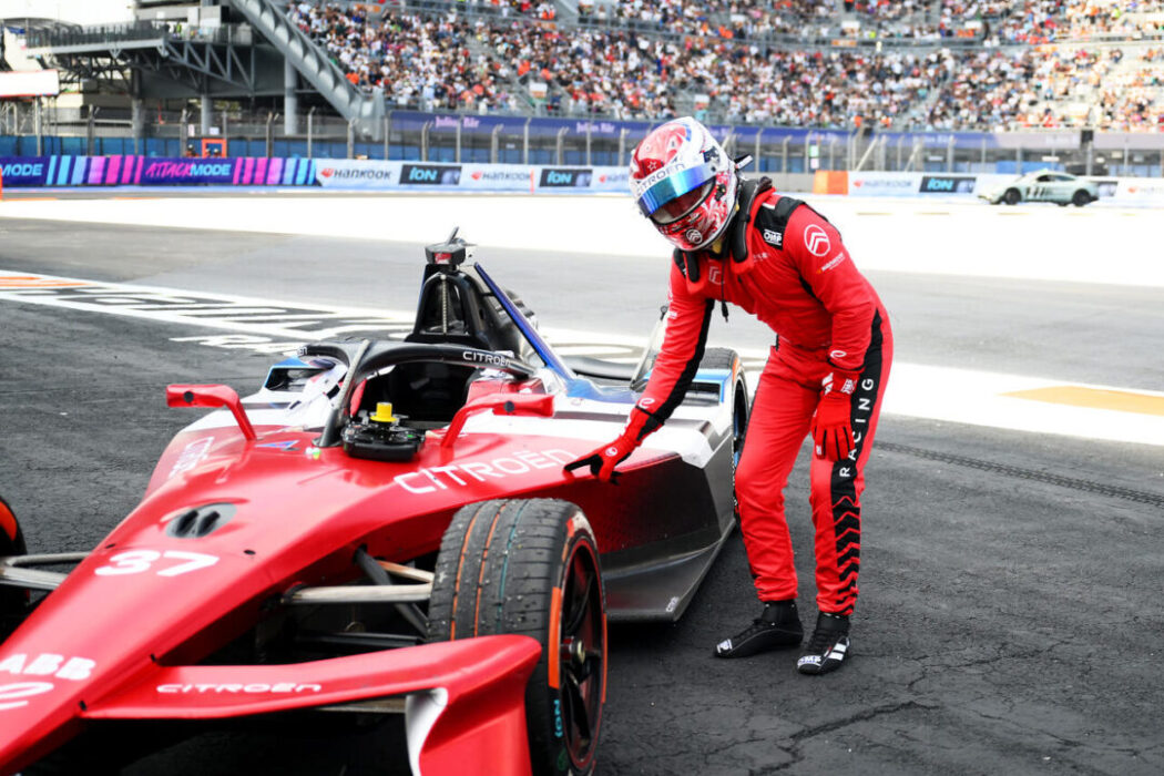 Fórmula E: Nick Cassidy Vence E-Prix da Cidade do México 2026 Pela Citroën em Corrida Apertada