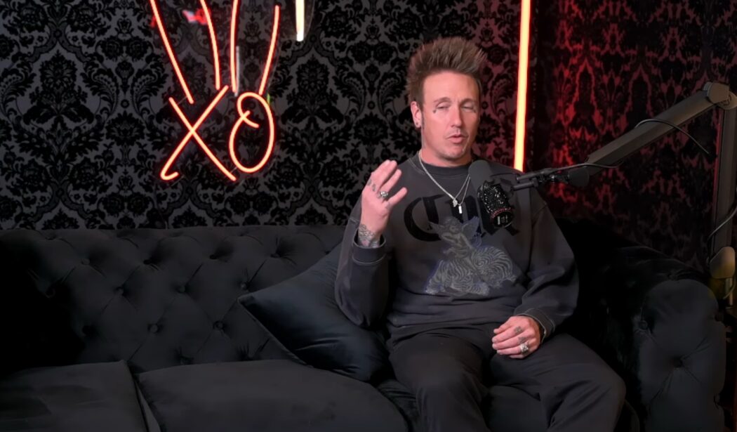 Jacoby Shaddix, do Papa Roach, abre o jogo sobre como “entregou sua vida a Deus” e sobriedade em podcast