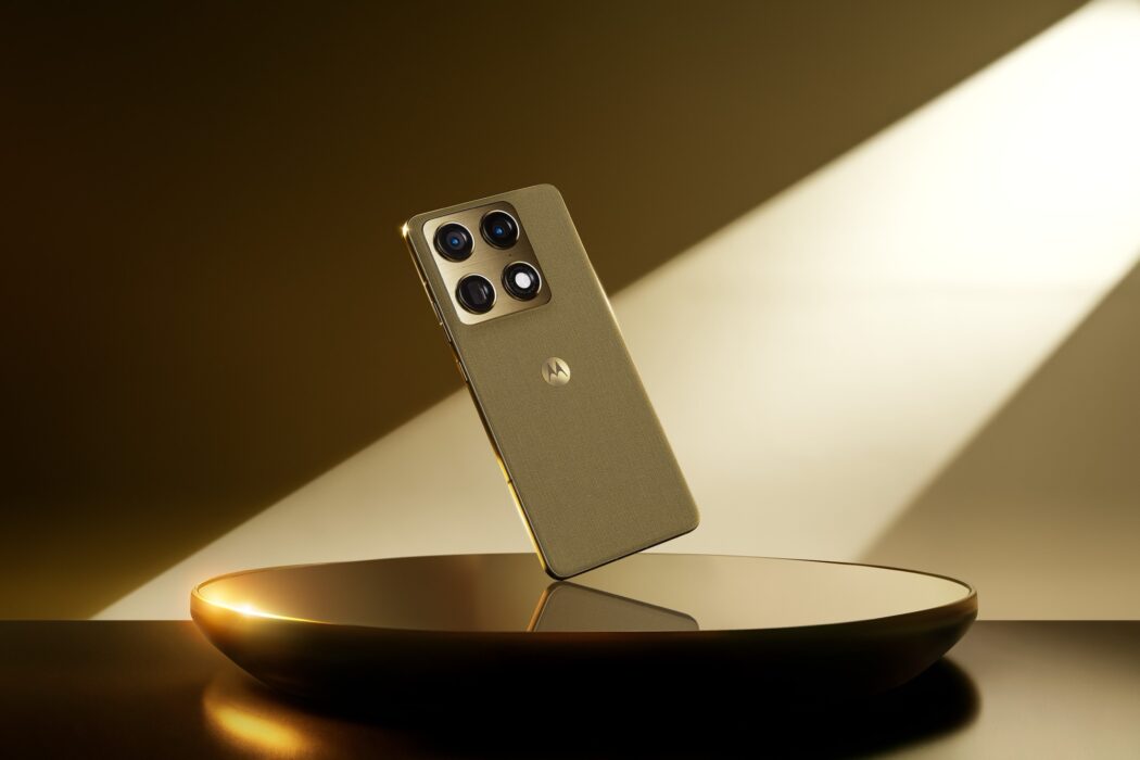 O Motorola Signature chega ao Brasil em março, trazendo a tecnologia Sound by Bose