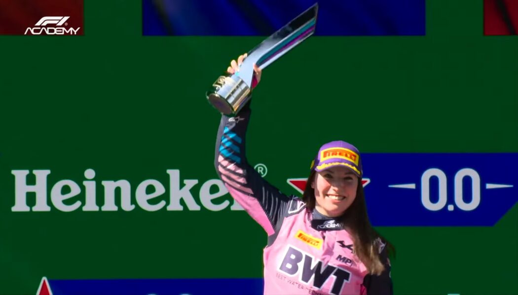 F1 Academy: Nina Gademan vence a primeira corrida da categoria de 2026 em Shanghai