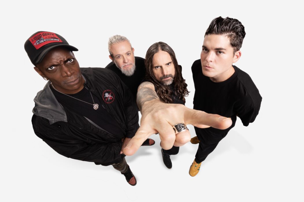 Sepultura lança “Beyond the Dream” com parceria dos Titãs no EP de despedida