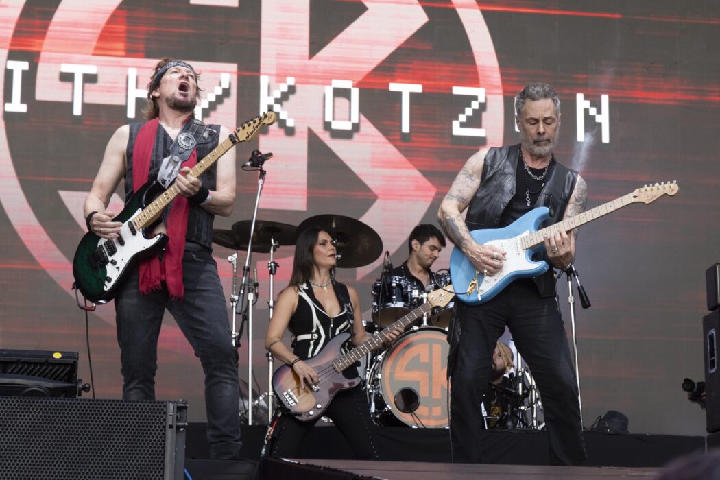 Bangers Open Air 2026 – Adrian Smith e Richie Kotzen abrilhantaram o festival com suas guitarras afiadas