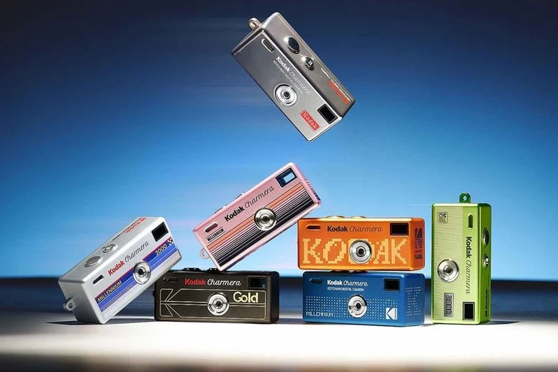 Kodak Charmera volta em versão Millenium Edition, desta vez com visual inspirado nos anos 2000