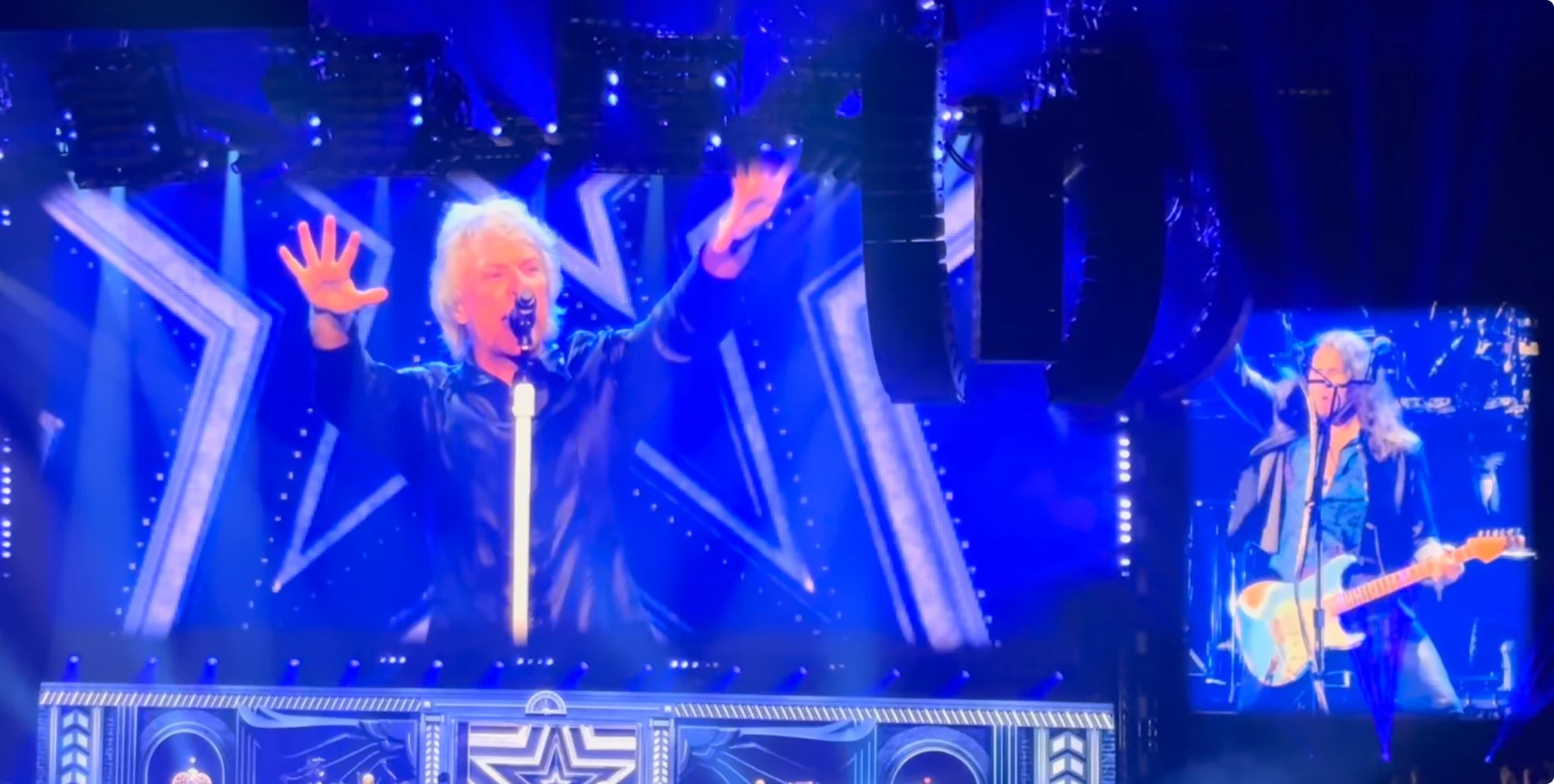 Bon Jovi volta ao Madison Square Garden depois de quatro anos enquanto ‘Livin’ On A Prayer’ vira hino nos estádios da Copa do Mundo