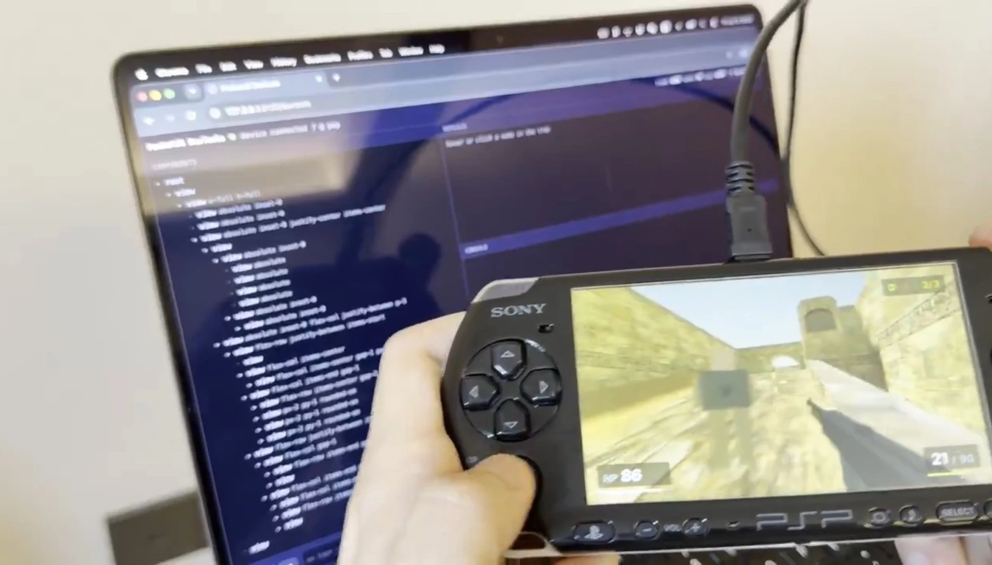 Counter-Strike roda no PSP a 60 FPS graças a engine open source em Rust e JavaScript