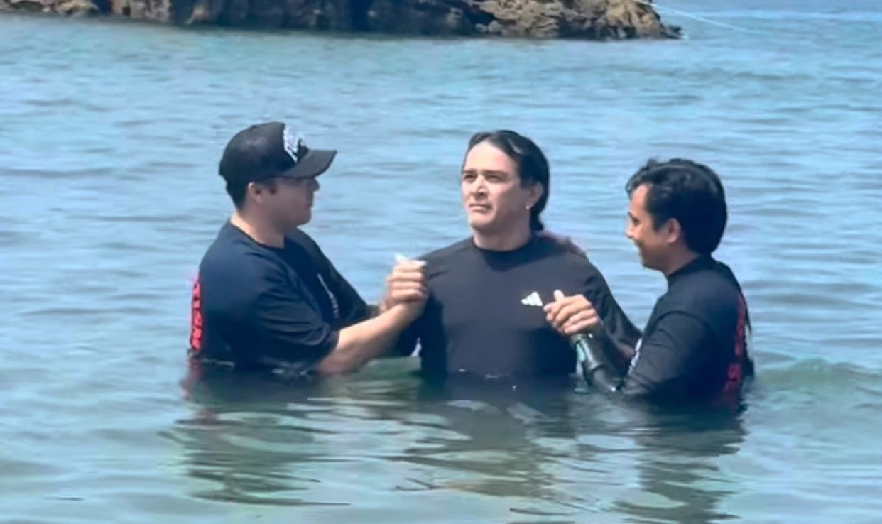 Aquiles Priester foi batizado e compartilhou a sua experiência com o cristianismo