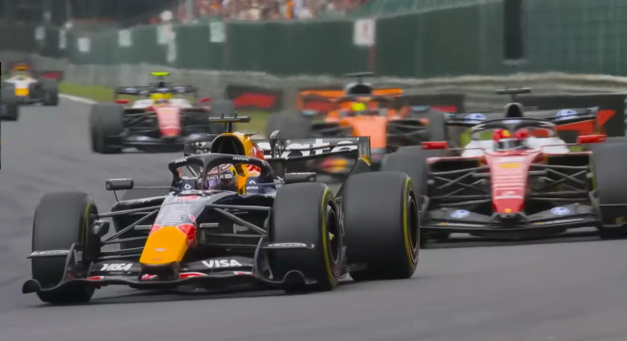 Fórmula 1 – Red Bull confirma evolução do carro com pódio de Verstappen e recuperação de Hadjar no GP da Bélgica