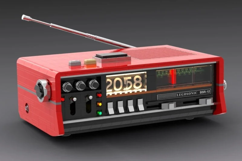 Fã recria em LEGO uma réplica dos famosos rádio despertadores dos anos 80