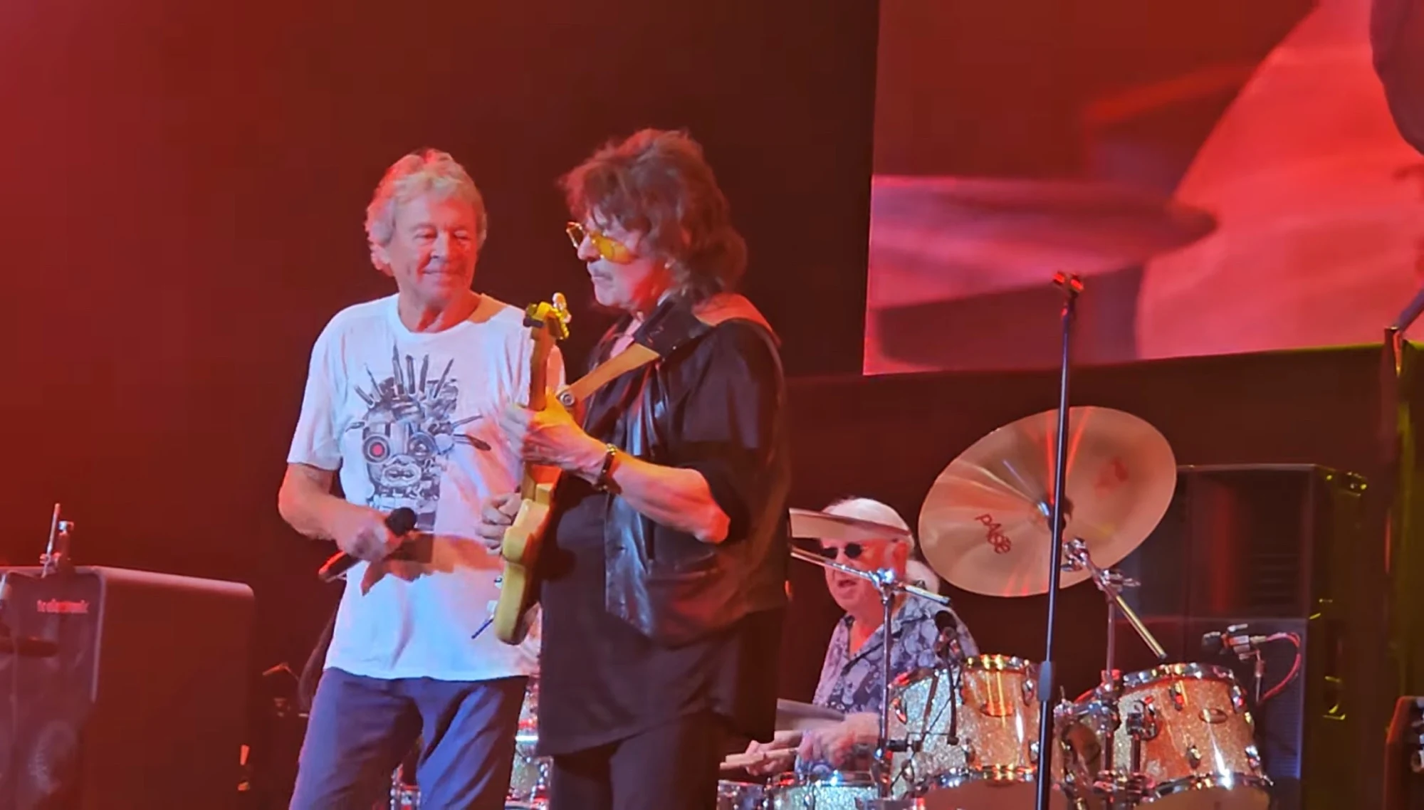 Ritchie Blackmore tocou Smoke on the Water com o Deep Purple pela primeira vez em 33 anos