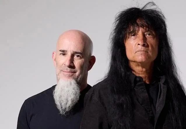 Scott Ian, do Anthrax, admite que errou ao demitir Joey Belladona em 1992: “olhando para trás, eu estava errado”.