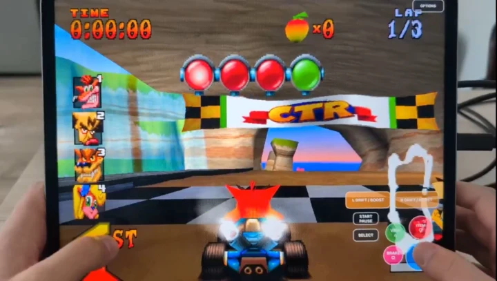Crash Team Racing é mais um game que agora roda de forma nativa no macOS, iOS e iPadOS, através da comunidade