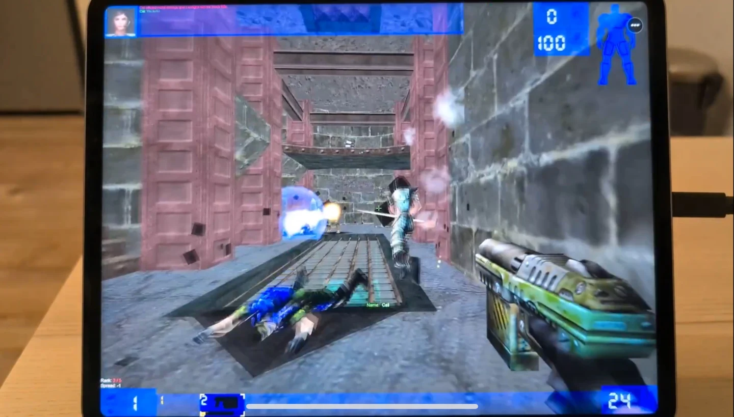 Unreal Tournament de 1999 ganha port nativo para iPhone e iPad, com multiplayer online e tudo