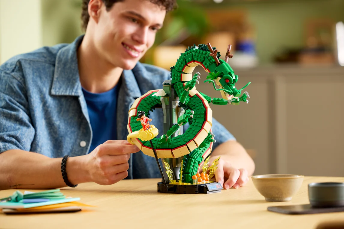 Chegou a hora de conferir o primeiro conjunto oficial de Dragon Ball dentro do universo da LEGO (imagem 2)