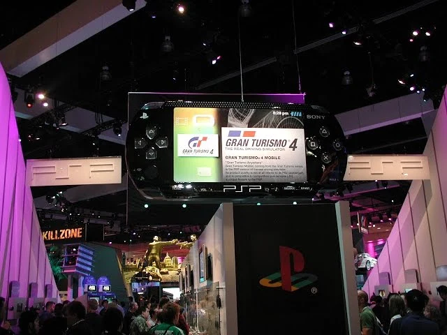 Demorou 20 anos, mas enfim o PSP está sendo, de fato, usado como o dispositivo multimídia que a Sony havia sonhado em 2004 (imagem 2)