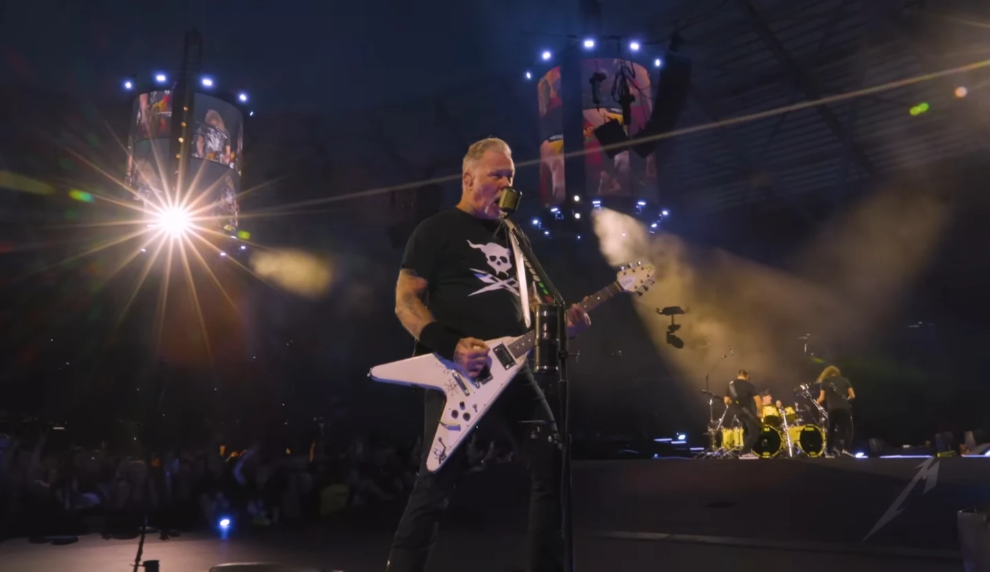 O Metallica adora tocar covers, e levantaram qual foi o cover que a banda mais tocou em seus shows