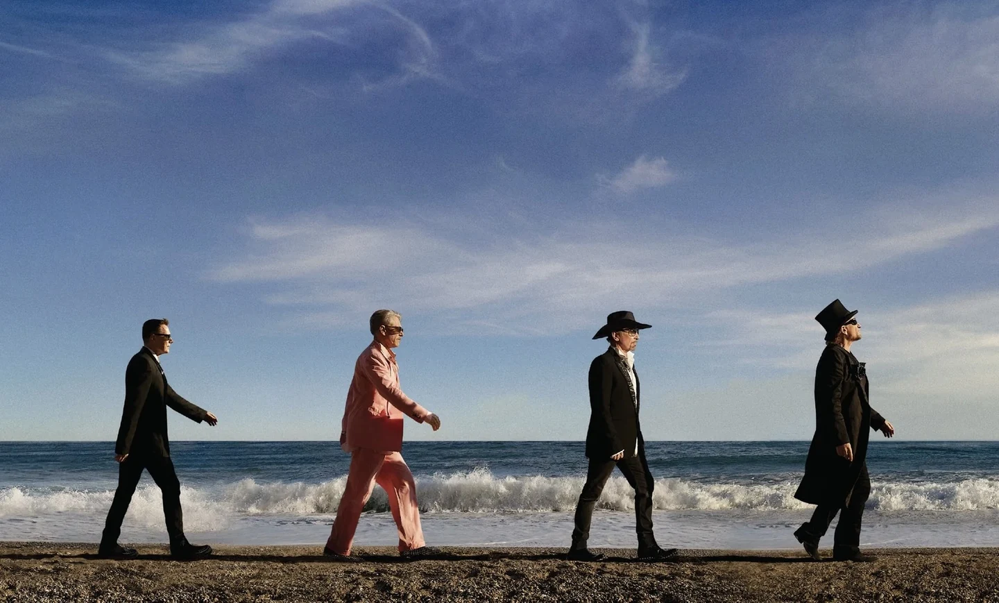 U2 apresenta novo álbum, Carnaval de Luz, que chega em novembro; banda também aproveita e lança o single Silencio