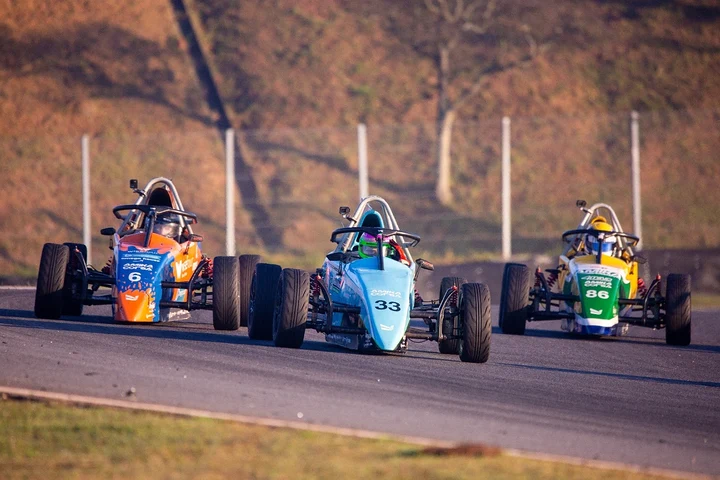 Fórmula Vee acelera em Cascavel neste final de semana; segunda prova acontece neste domingo