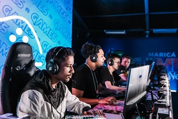 Maricá Games ocupa a Orla do Parque Nanci, na cidade fluminense, com eSports, K-pop e cosplay