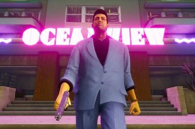 Dan Houser diz que escreveu mal o Tommy Vercetti em GTA: Vice City, e que Ray Liotta é quem fez o personagem funcionar