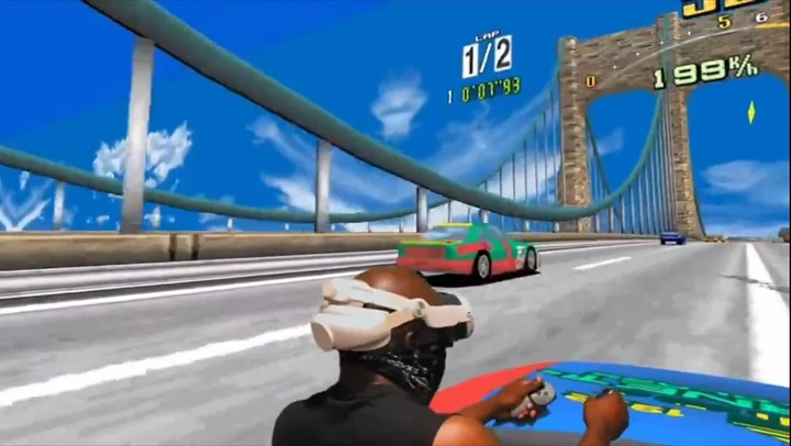 Daytona USA também ganhou um port em VR, que além da imersão em realidade virtual ainda traz ranking online